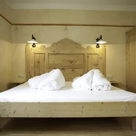 Отель Piccolohotel Tempele Garni 3*