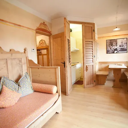 Отель Piccolohotel Tempele Garni 3*