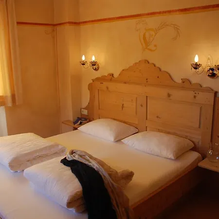 Отель Piccolohotel Tempele Garni